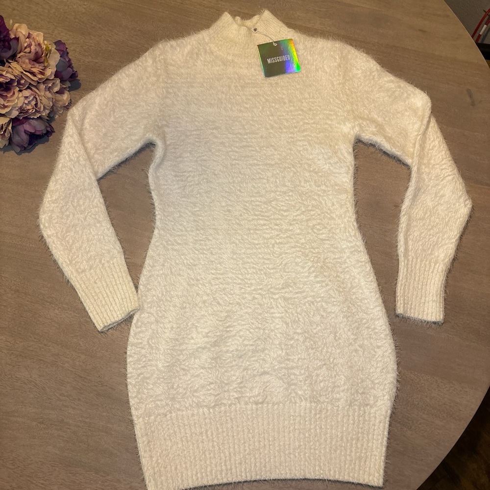 Missguided + White Cowl Neck Sweater